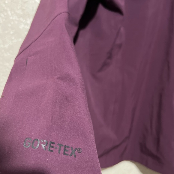 The North Face  Aflex Purple Trench Coat - Picture 6 of 7